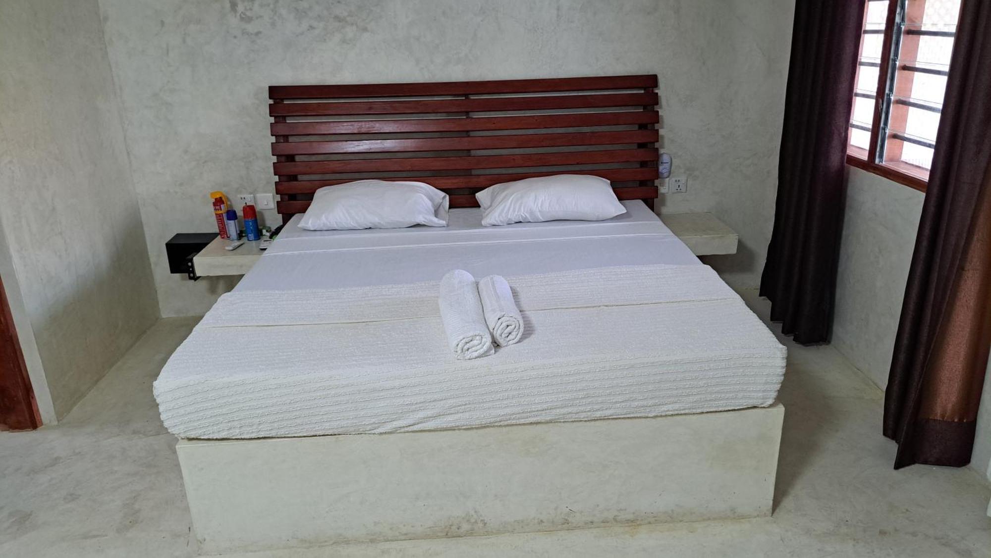 Kaleb'S Beachfront Serviced Studio Apartments Malindi Ngoại thất bức ảnh