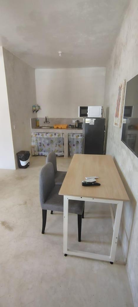 Kaleb'S Beachfront Serviced Studio Apartments Malindi Ngoại thất bức ảnh